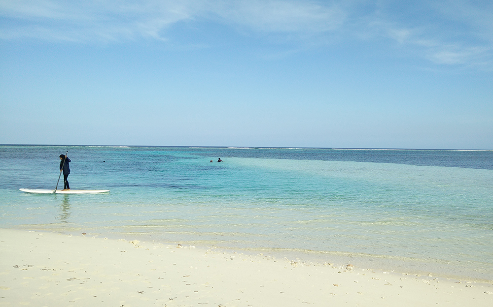 maafushi public beach